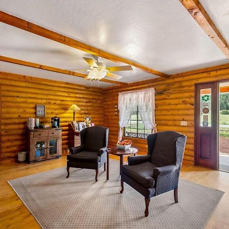 Quarter Horse Inn & Lodge Williams Bagian luar foto