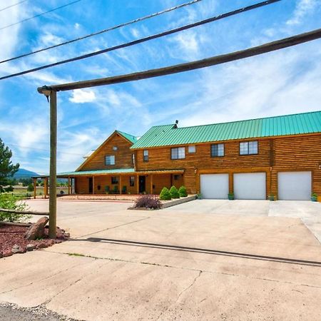 Quarter Horse Inn & Lodge Williams Bagian luar foto