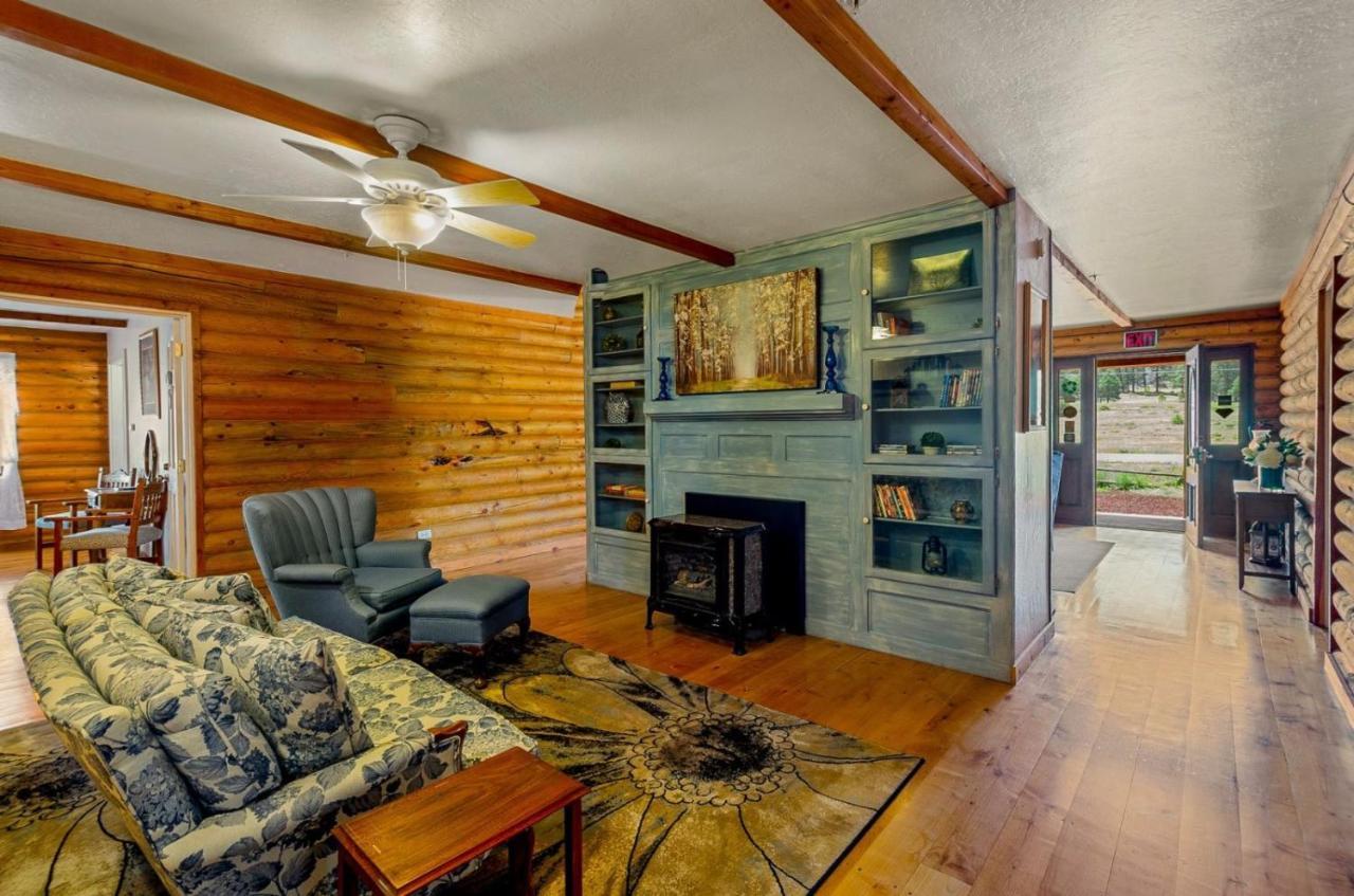 Quarter Horse Inn & Lodge Williams Bagian luar foto