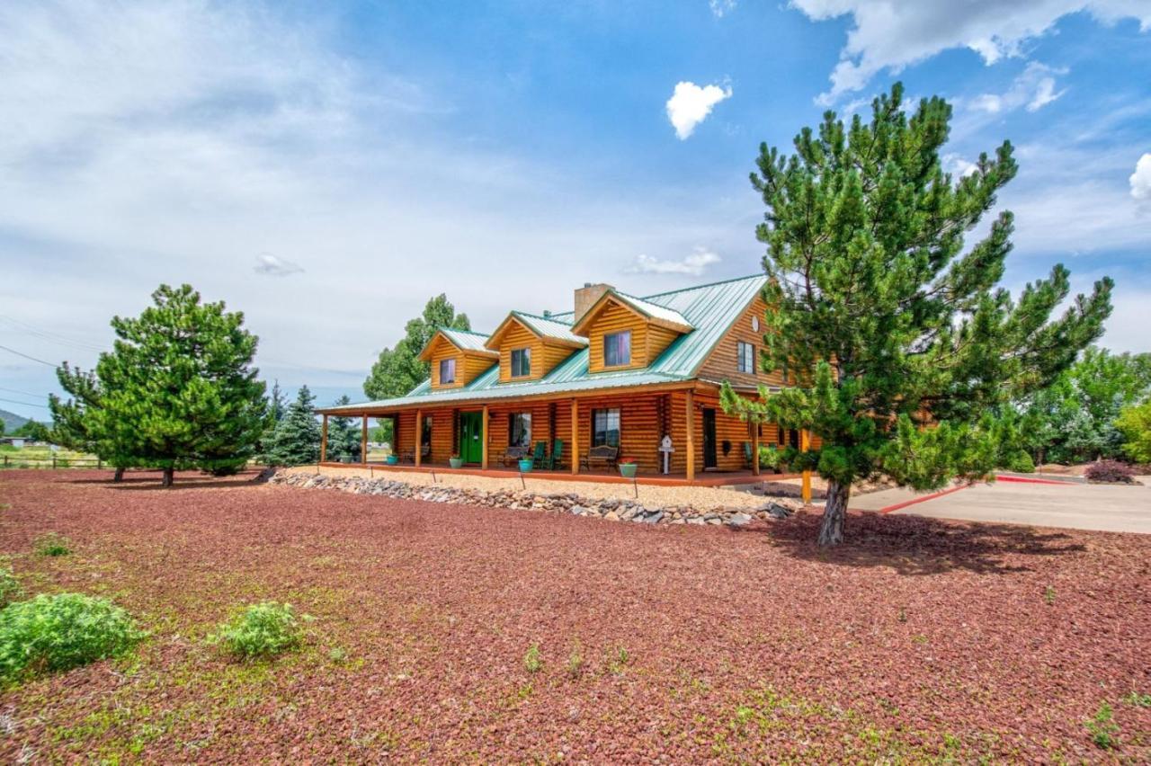 Quarter Horse Inn & Lodge Williams Bagian luar foto