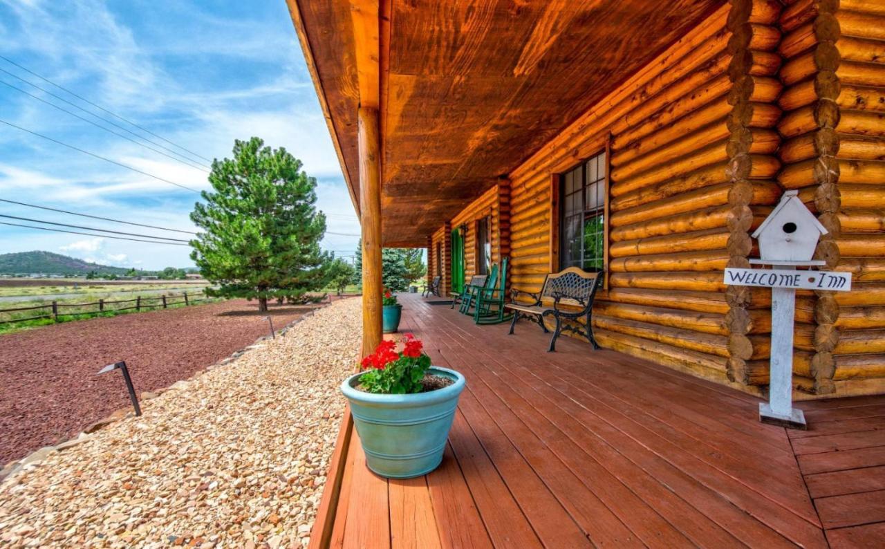 Quarter Horse Inn & Lodge Williams Bagian luar foto