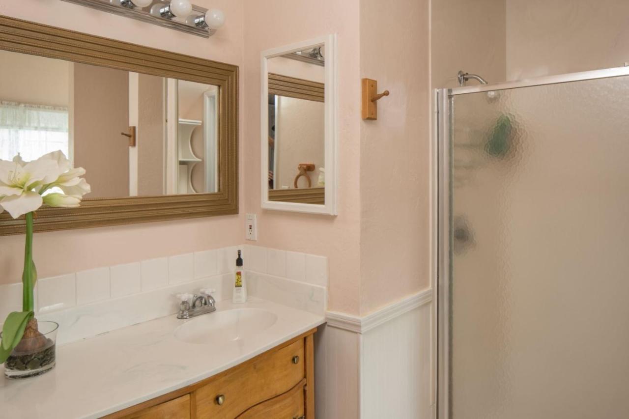 Quarter Horse Inn & Lodge Williams Bagian luar foto