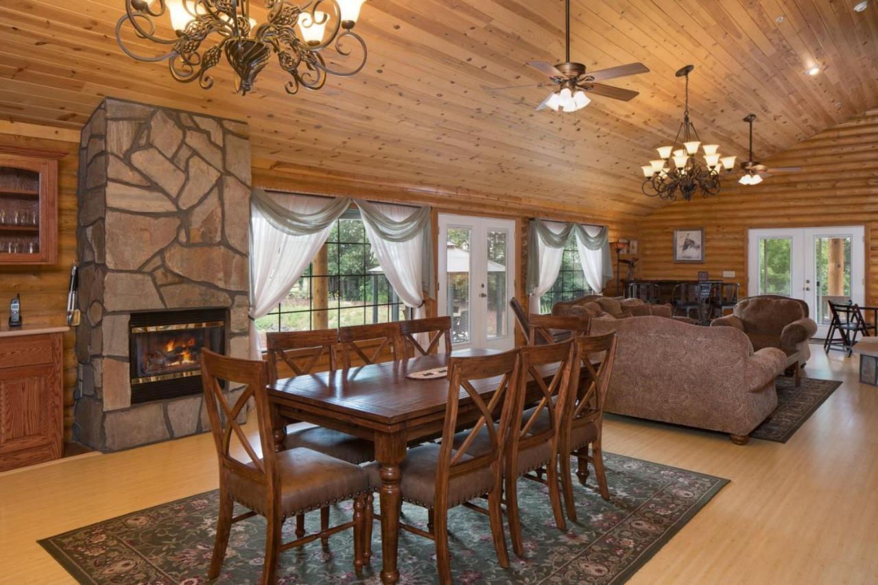 Quarter Horse Inn & Lodge Williams Bagian luar foto